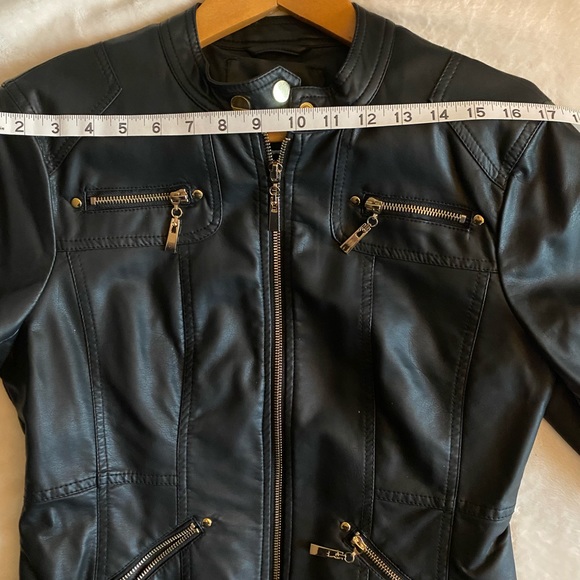 Women’s leather jacket - Picture 3 of 5